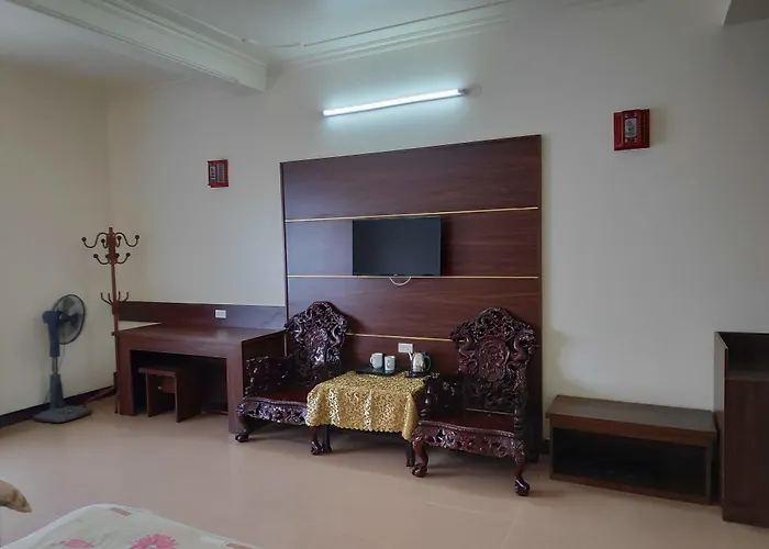 Ngoc Mai Hotel 2*